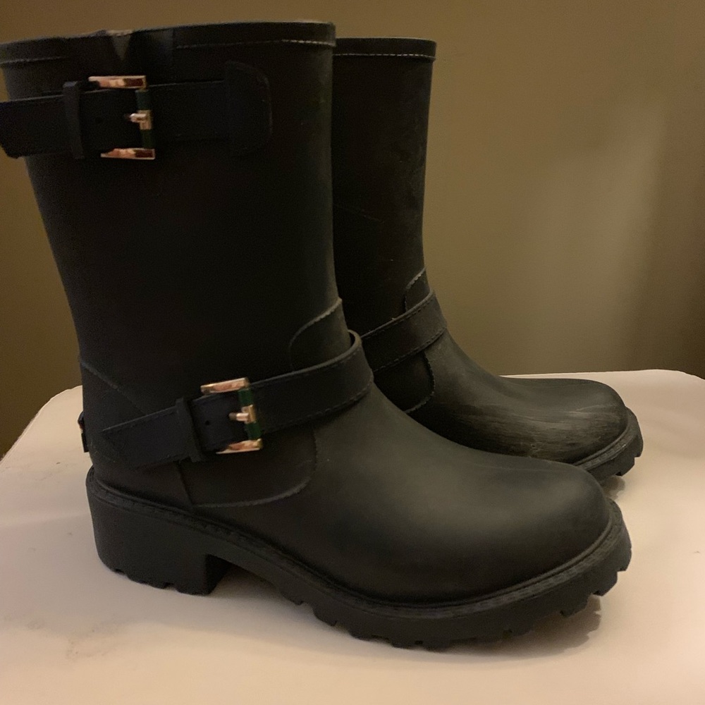 TOMMY HILLFIGER RAIN BOOTS